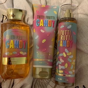 COPY - New tutti fruity bath and body works 3 piece set!